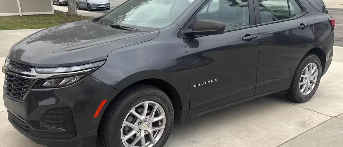 Chevrolet Equinox SUV from the Evolution Auto Sale rental fleet